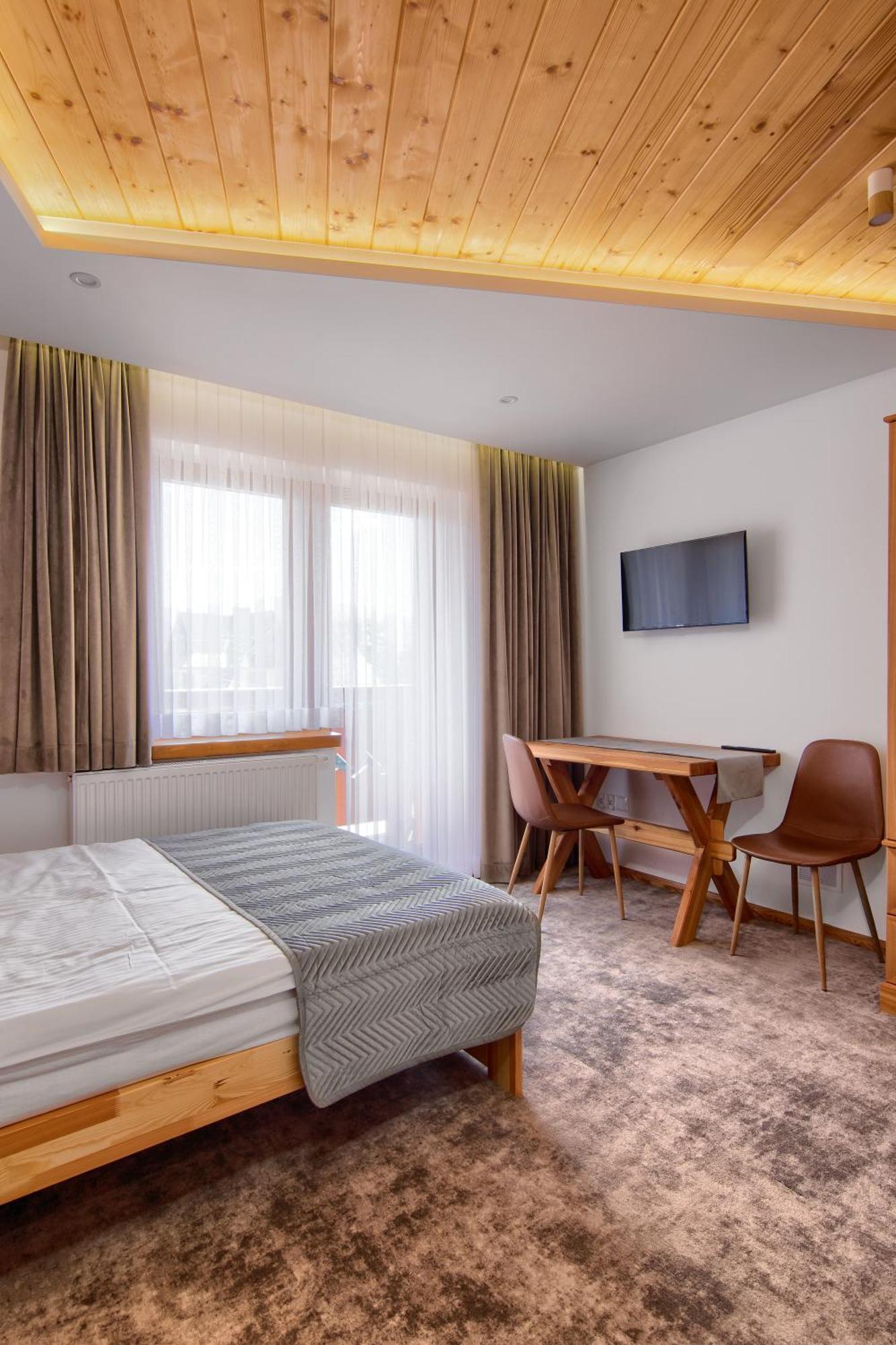 פורונין Modrzewiowa Apartamenty מראה חיצוני תמונה